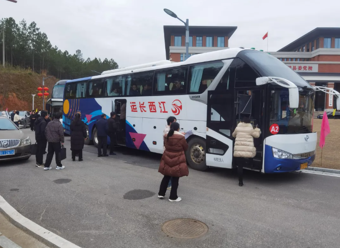 景德鎮(zhèn)長(zhǎng)運(yùn)：圓滿(mǎn)完成浮梁縣“兩會(huì)”代表、委員視察運(yùn)輸服務(wù)任務(wù)