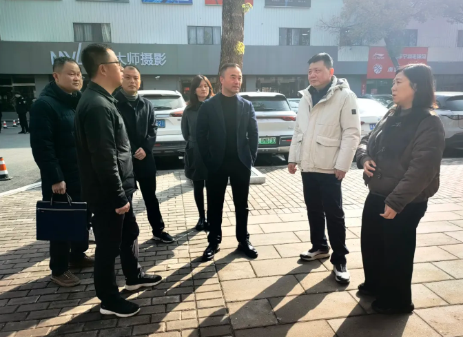 劉磊督導(dǎo)長運(yùn)物業(yè)京3+創(chuàng)意文化產(chǎn)業(yè)園節(jié)前安全生產(chǎn)